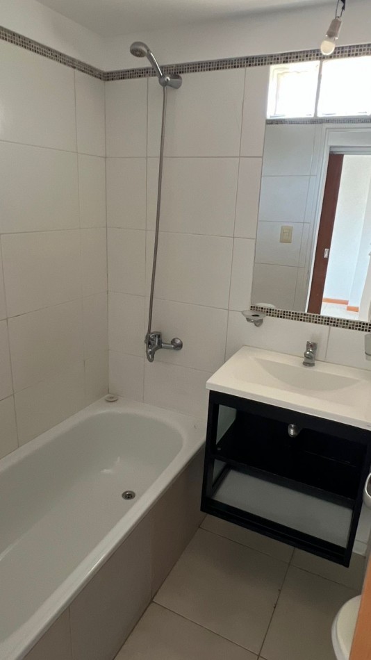 DEPTO 1 DORMITORIO EN ALQUILER. URQUIZA / CASTELLANOS 