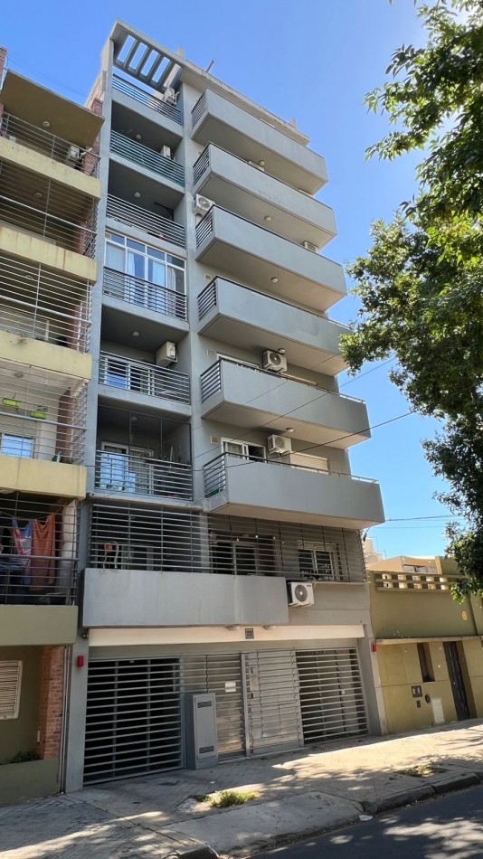 DEPTO 1 DORMITORIO EN ALQUILER. URQUIZA / CASTELLANOS 