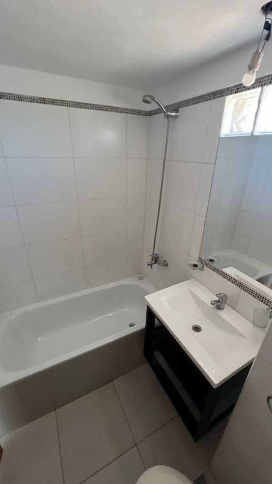 DEPTO 1 DORMITORIO EN ALQUILER. URQUIZA / CASTELLANOS 