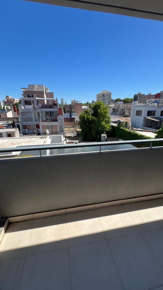 DEPTO 1 DORMITORIO EN ALQUILER. URQUIZA / CASTELLANOS 