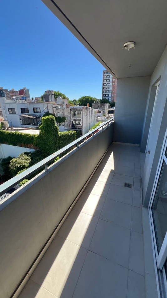DEPTO 1 DORMITORIO EN ALQUILER. URQUIZA / CASTELLANOS 