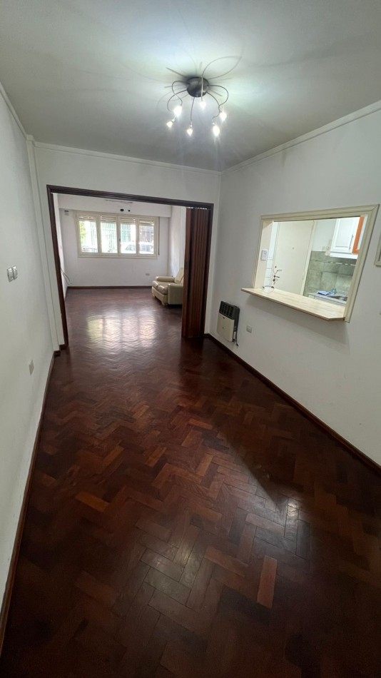 PTE ROCA / 9 DE JULIO. DEPTO 2 DORMITORIOS CON PATIO. 