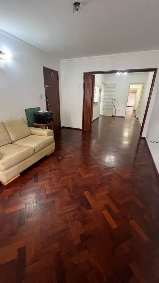 PTE ROCA / 9 DE JULIO. DEPTO 2 DORMITORIOS CON PATIO. 