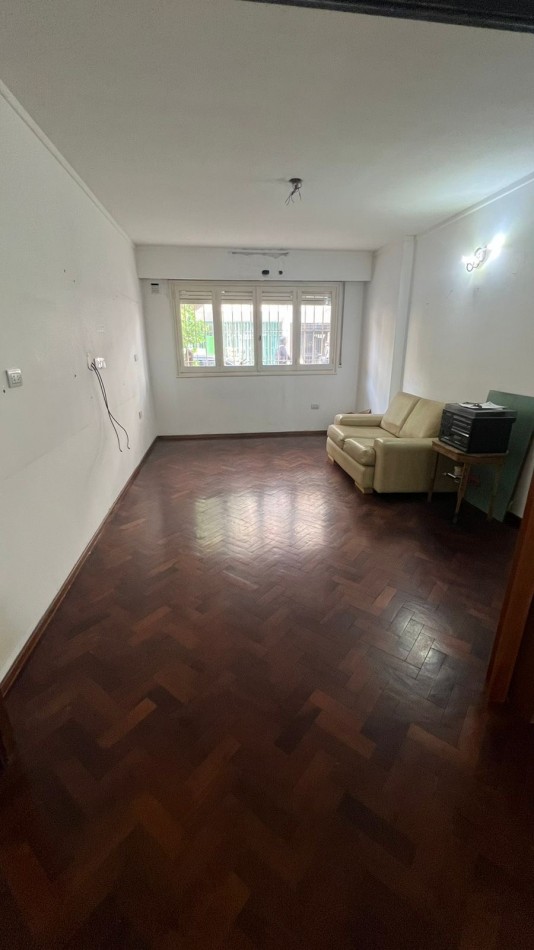 PTE ROCA / 9 DE JULIO. DEPTO 2 DORMITORIOS CON PATIO. 