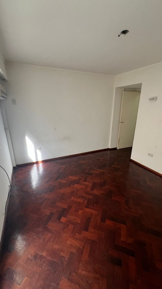 PTE ROCA / 9 DE JULIO. DEPTO 2 DORMITORIOS CON PATIO. 