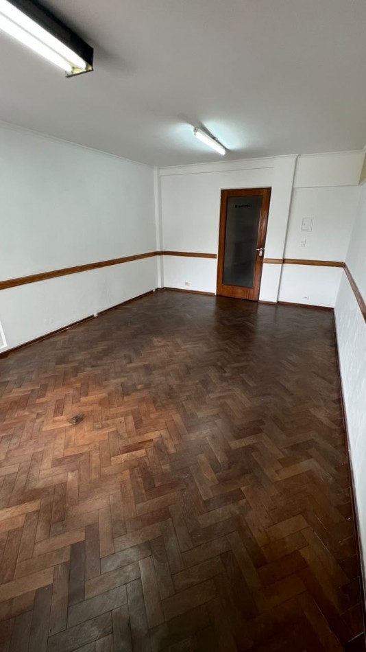 OFICINA COMERCIAL EN ALQUILER. MICROCENTRO ROSARIO